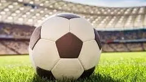 十年重逢，中国男篮终入决赛！赵睿队长狂砍24分领军破敌